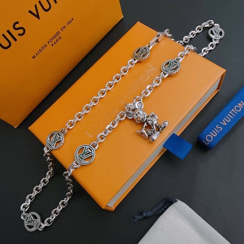 Louis Vuitton Necklaces